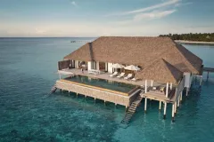 como-maalifushi-cover-3