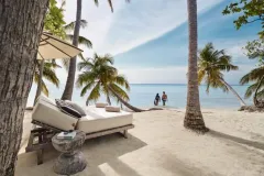 como-maalifushi-cover-4
