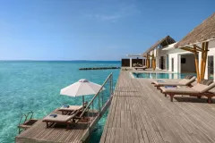 emerald-maldives-cover-1