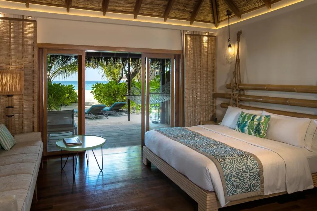 moofushi-room-beach-villa-1