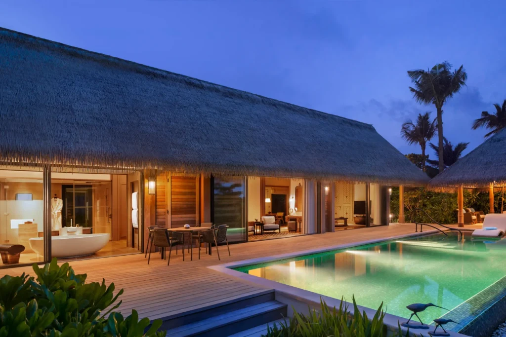 waldorf-king-grand-beach-villa-1-1